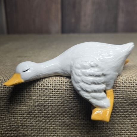 Ente aus Keramik - Kantenhocker - Bauernhof - Gartendekoration