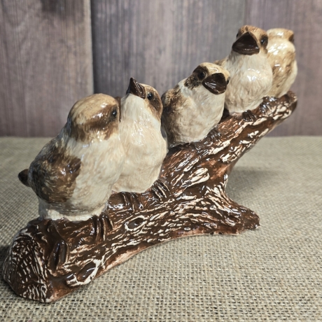 Keramik Figur - Spatzen auf Ast - Vogel -
