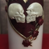 Hochzeitskerze 20x7 - Herz und Totenkopf - Rot marmoriert Gold