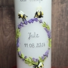 Taufkerze 25x8 - Lavendel, Bienen - Handverziert -