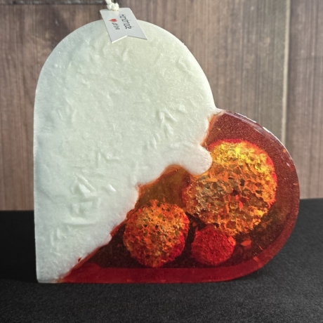 Dekorative Kerze aus Epoxid und Wachs - Herz - Rot - Weiß -
