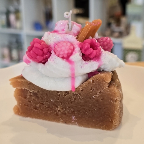 Dekorative Kerze - Himbeer- Kuchen - Törtchen - Handgegossen -