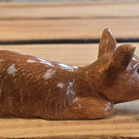 Deko Figur - Rehkitz - Bambi - Reh - Hirschkalb - Keramik -