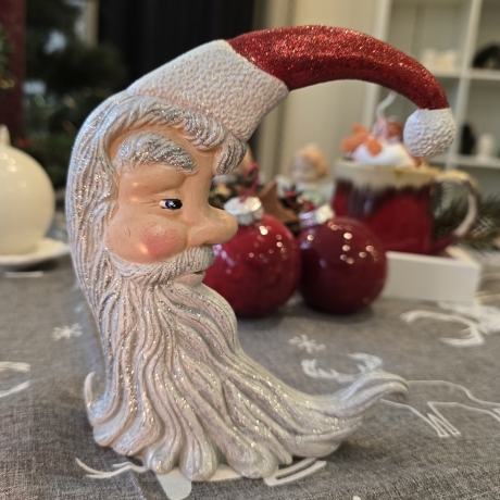 Weihnachtsmann - Halbmond - Keramikfigur - Weihnachtsdekoration