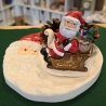 Weihnachtsmann auf Schlitten - Keramik - Weihnachtsdekoration -