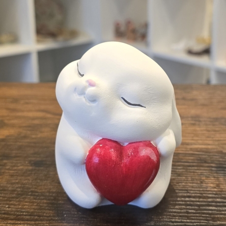 Deko Figur - Kaninchen mit Herz -