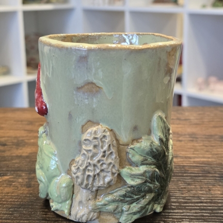 Keramik Becher - Pilze Frosch und Zweige - Handgeformt -