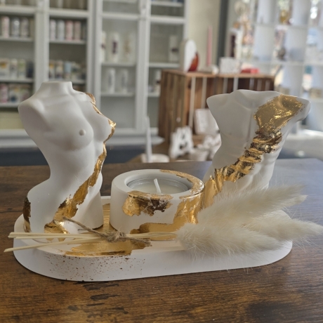 5-Teiliges Set - Teelichthalter mit zwei Skulpturen