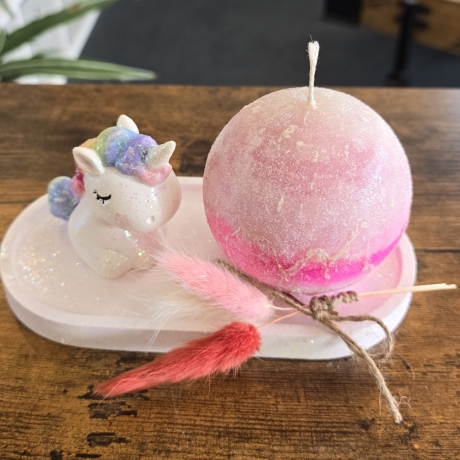 4-Teiliges Set - Bunt und glitzernd - Kerze Regenbogen Einhorn