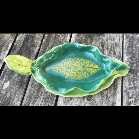 SchossRaumSchale  Räucherstäbchenhalter Yoni Womb Gebärmutter 