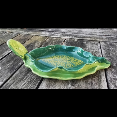 SchossRaumSchale  Räucherstäbchenhalter Yoni Womb Gebärmutter 