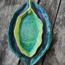 SchossRaumSchale   Yoni Womb Gebärmutter 