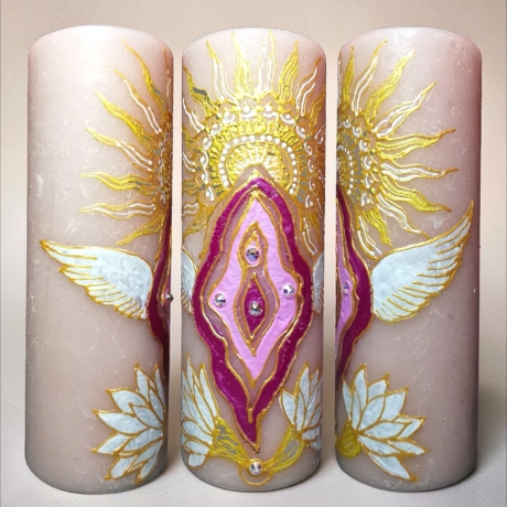 UrKraft f Visionen Yoni, Womb, Weiblichkeit Kerze