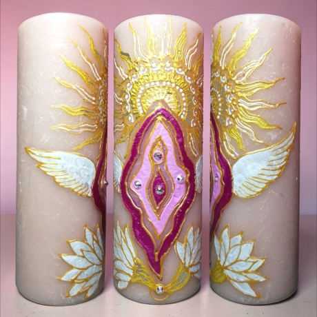 UrKraft f Visionen Yoni, Womb, Weiblichkeit Kerze