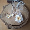 Kette und Ohrringe, Blume, weiß 