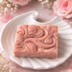 Neumond Rosenliebe Bio Duschseife vegan