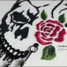 Scull & Rose - Handgesticktes Gothic Bild - rund - Unikat