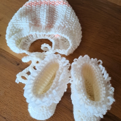 Mütze und Schuhe Baby 2er-Set Babymütze Babyschuhe