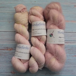 Handgefärbtes Lacegarn Merino-Seide Wien und Mohair Set 22/2 Handgefärbtes Lacegarn Merino-Seide Wien und Mohair Set 22/2