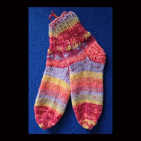 handgestrickte Socken - Strümpfe - Größe 22/23