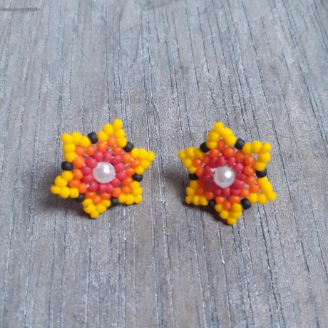 Ohrringe aus Perlen, Ohrstecker, gelb/orange/rot
