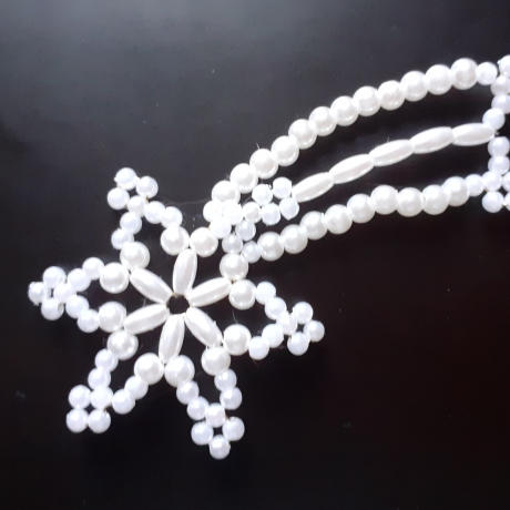 Perlenstern,Sternschnuppe, weiß , Handarbeit