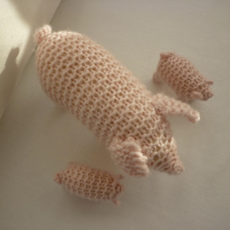 Waldorf-Stricktiere: Ferkel