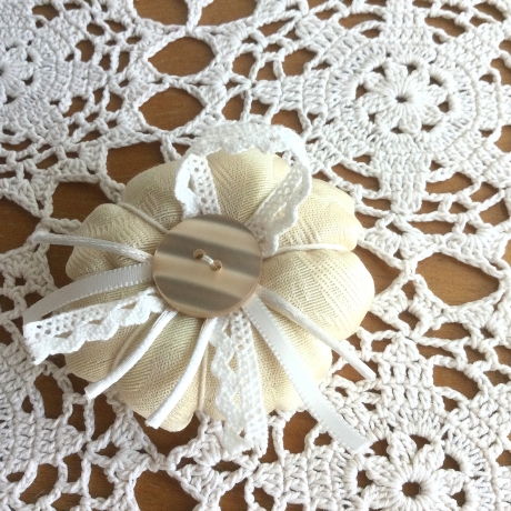 Stoffkürbis in Creme Shabby-Chic genäht von Hobbyhaus