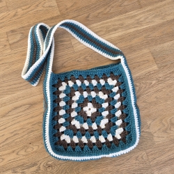 Granny Square Häkeltasche - blau