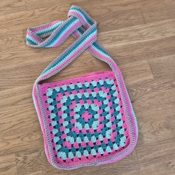 Granny Square Häkeltasche - rosa