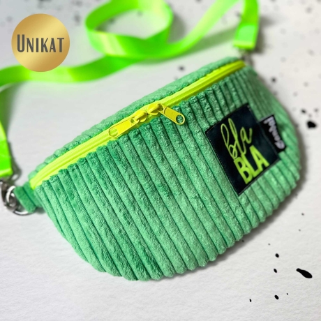 UNIKAT / Crossbag/ HipBag /Crossbody /Bauchtasche /Feiertasche