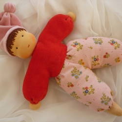 TausendschönStoffpuppen Träumerle. Kleinkindpuppe