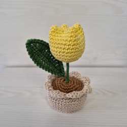 Tulpe im Topf - gelb (Häkelblume)