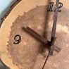 Handgefertigte Wanduhr aus Baumscheibe – Natürliches Design