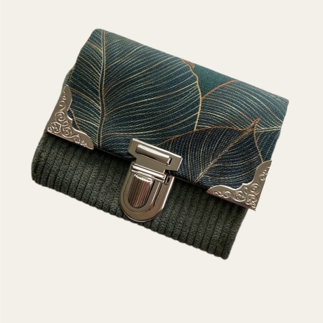 Mini-Portemonnaie aus Cord grün „green leaves“ ‍