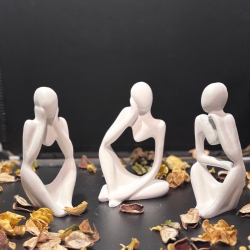 3er-Set von Menschenskulpturen 3er-Set von Menschenskulpturen