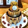 Torte aus Sußigkeiten Ferrero Rocher Grand