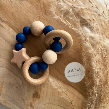 Greifring / Greifling / Motorikspielzeug Herz personalisiert