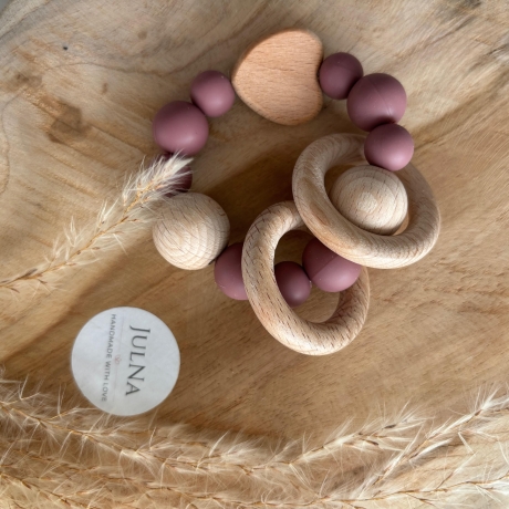 Greifring / Greifling / Motorikspielzeug Herz personalisiert