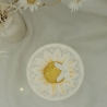 Dose mit Sonnenblumen und goldenen Akzenten
