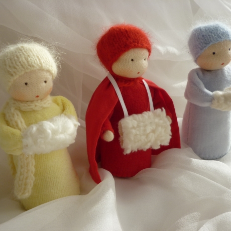 TausendschönStoffpuppen: Winterkind zartgelb