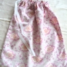 Stoffbeutel/Wäschebeutel aus Baumwollstoff mit Rosen genäht