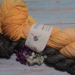 Handgefärbte Glitzer(socken)wolle Stardust 21/15 - 100+20 g -  Handgefärbte Glitzer(socken)wolle Stardust 21/15 - 100+20 g -