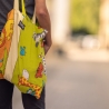 1 bunter Upcycling-Stoffbeutel