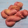 Handgefärbte Wolle Merino Feinheit 44