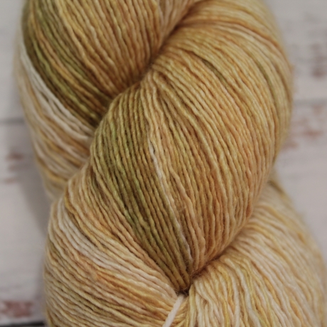 Handgefärbtes Single-Lacegarn Merino-Seide Filisilk 63