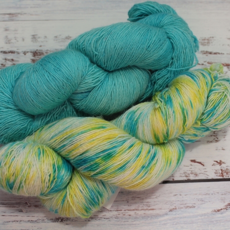 Handgefärbtes Single-Lacegarn Merino-Seide Filisilk Set 104