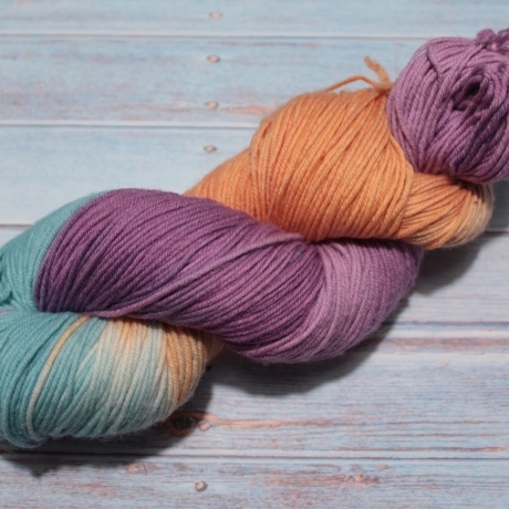 Handgefärbte Wolle Merino Lifestyle 34