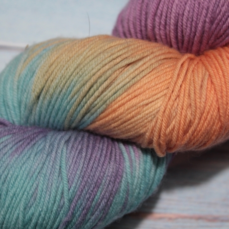 Handgefärbte Wolle Merino Lifestyle 34
