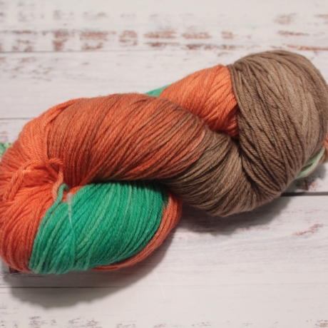 Handgefärbte 4-fädige Kuschel(socken)wolle Wolkenspiel 278